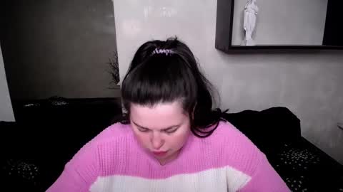 sophia__olsen online show from 10-19-25, 05:41