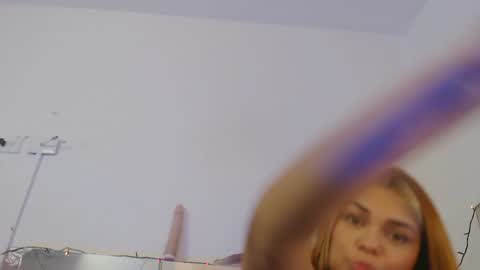 Snapshot of sophia__sweet1 chatting on 12-16-24, 01:32 sophia__sweet1 online show from 12-16-24, 01:32