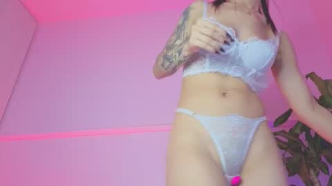 Snapshot of sophia_berryy chatting on 10-28-25, 10:56 Sophia Independent model online show from 10-28-25, 10:56