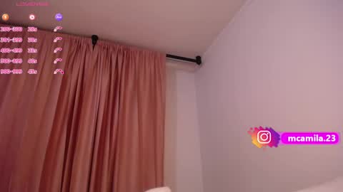 Snapshot of sophia_bones chatting on 09-18-25, 11:45 SophiI online show from 09-18-25, 11:45