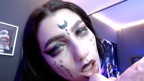 Snapshot of sophia_dk chatting on 02-18-25, 09:20 sophia hottie online show from 02-18-25, 09:20