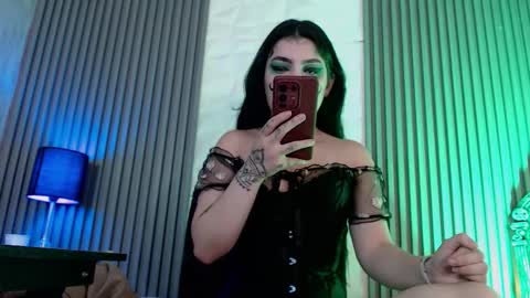 sophia hottie online show from 10-27-25, 04:00