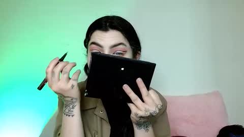 Snapshot of sophia_dk chatting on 11-08-25, 03:45 sophia hottie online show from 11-08-25, 03:45