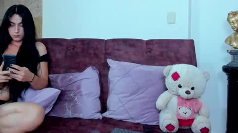 Snapshot of sophia_harry chatting on 03-10-25, 05:22 sophia CM online show from 03-10-25, 05:22