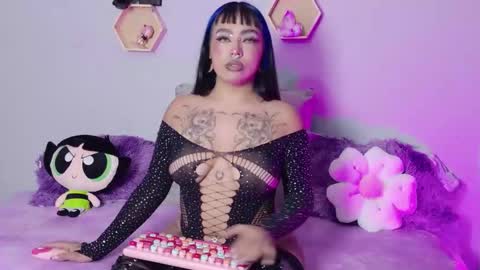 Snapshot of sophia_harrys chatting on 01-08-26, 04:48 sophia online show from 01-08-26, 04:48