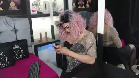 Snapshot of sophia_hott01 chatting on 12-05-25, 12:25 sophia_hott01 online show from 12-05-25, 12:25