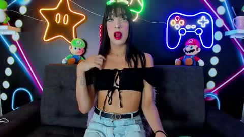 Sophi  online show from 03-07-25, 02:57