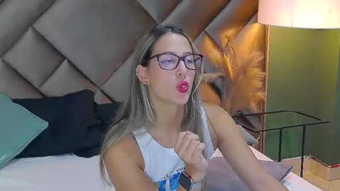 Sofia online show from 09-14-25, 03:11