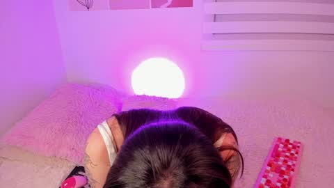 Sophi online show from 12-20-24, 06:19