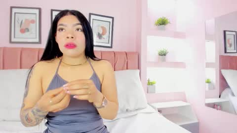 Snapshot of sophia_salem chatting on 03-03-26, 12:11 Sophi online show from 03-03-26, 12:11