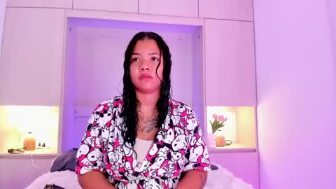  S O P H I A  online show from 02-11-25, 11:43