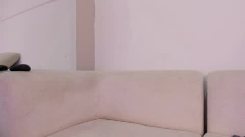 Snapshot of sophia_walkett chatting on 03-11-26, 02:01 Michelle online show from 03-11-26, 02:01