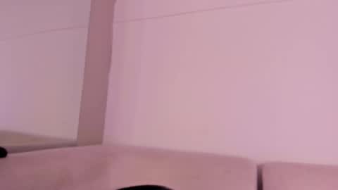 Snapshot of sophia_walkett chatting on 03-12-26, 03:51 Michelle online show from 03-12-26, 03:51