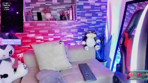 Sophia online show from 11-26-25, 10:22