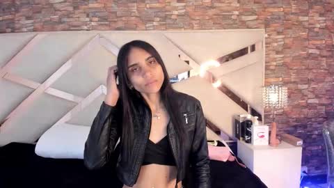 Snapshot of sophiaa_paris chatting on 09-12-25, 04:56 Sophia Paris online show from 09-12-25, 04:56