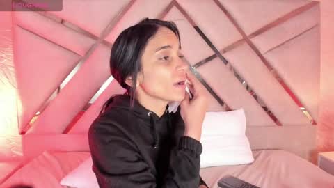 Sophia Paris online show from 04-12-26, 03:11