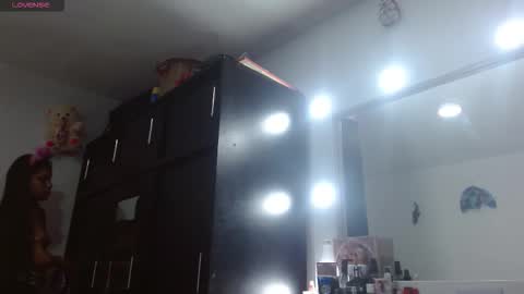 Sophia Bedford online show from 01-12-26, 04:45