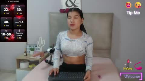 Sophia Bedford online show from 04-21-26, 02:34