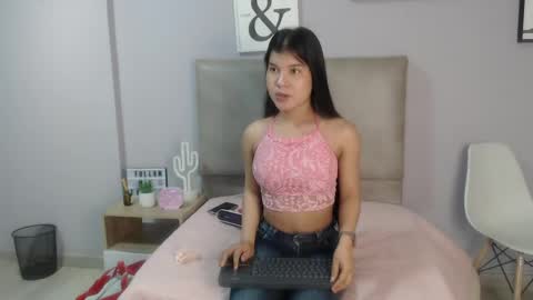 Sophia Bedford online show from 04-27-26, 01:31