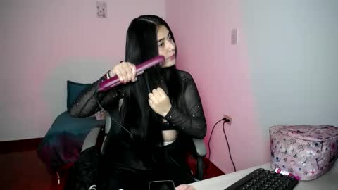 Snapshot of sophiadazza666 chatting on 10-21-25, 10:43 sophia online show from 10-21-25, 10:43