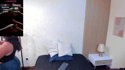 Snapshot of sophiahart_ chatting on 05-23-26, 11:58 Sophia online show from 05-23-26, 11:58