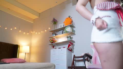 Sophia online show from 12-26-24, 02:44