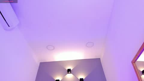 Snapshot of sophiarossee chatting on 01-24-25, 06:35 Sofi online show from 01-24-25, 06:35