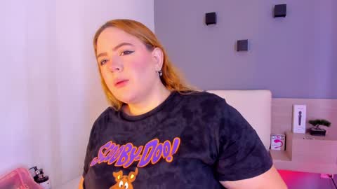 Snapshot of sophiarossee chatting on 02-06-25, 12:16 Sofi online show from 02-06-25, 12:16