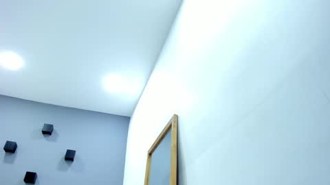 Snapshot of sophiarossee chatting on 02-15-25, 12:01 Sofi online show from 02-15-25, 12:01