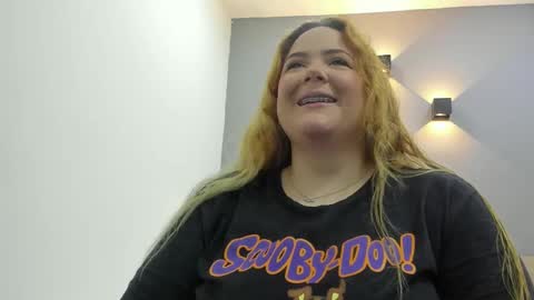 Snapshot of sophiarossee chatting on 02-20-25, 12:36 Sofi online show from 02-20-25, 12:36