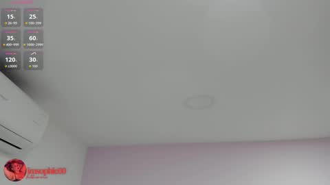 Snapshot of sophiarossee chatting on 10-26-25, 11:49 Sofi online show from 10-26-25, 11:49