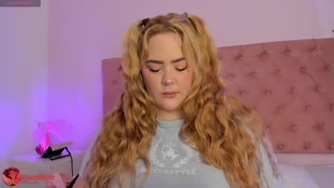 Sofi online show from 04-14-26, 01:06