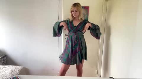 Snapshot of sophiasnarl chatting on 02-24-26, 08:18 Sofi online show from 02-24-26, 08:18