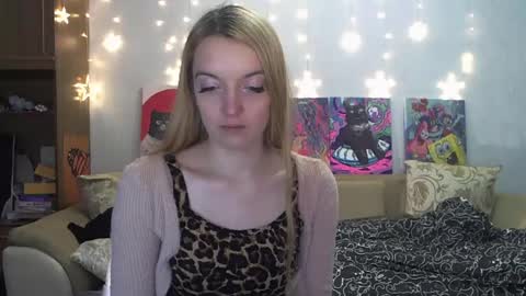 SophiaSonata online show from 12-20-24, 08:45