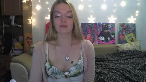 SophiaSonata online show from 12-30-24, 07:15