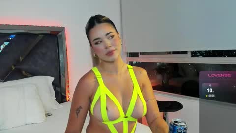 Sophia Smith online show from 10-11-25, 12:54