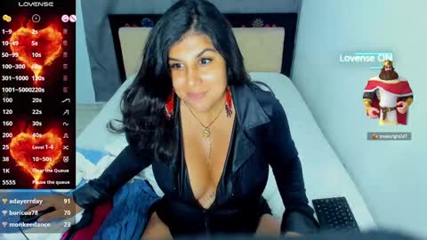 Snapshot of sophie__walker chatting on 03-10-25, 01:12 Sophia  online show from 03-10-25, 01:12