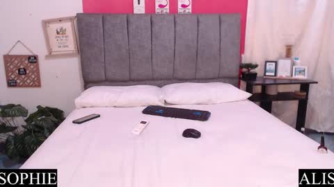 Sophie  Alis online show from 02-22-25, 10:51