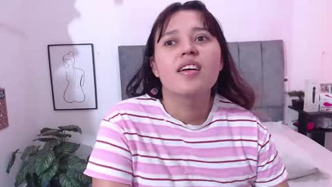 Sophie  Alis online show from 10-22-25, 06:40