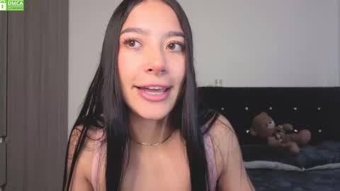 Snapshot of sophie_bbs chatting on 10-08-25, 02:14 Sophie online show from 10-08-25, 02:14