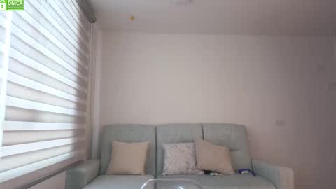 Snapshot of sophie_bbs chatting on 10-17-25, 02:19 Sophie online show from 10-17-25, 02:19