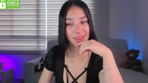 Snapshot of sophie_bbs chatting on 11-19-25, 02:39 Sophie online show from 11-19-25, 02:39