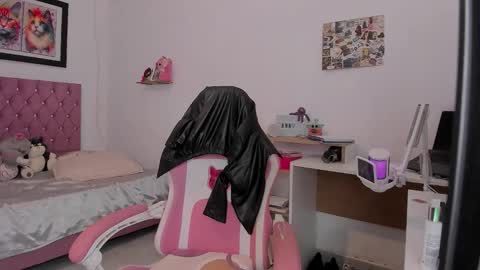 sophie doll online show from 01-14-26, 05:51