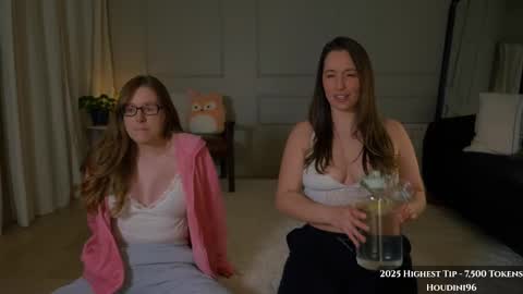 sophie_fennec online show from 02-11-25, 01:10