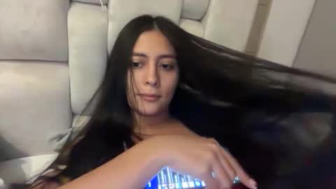 Sophie online show from 05-06-26, 10:26
