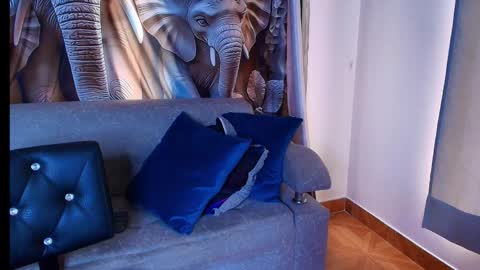 Snapshot of sophie_janner chatting on 01-09-26, 08:21 SOPHIE JANNER online show from 01-09-26, 08:21