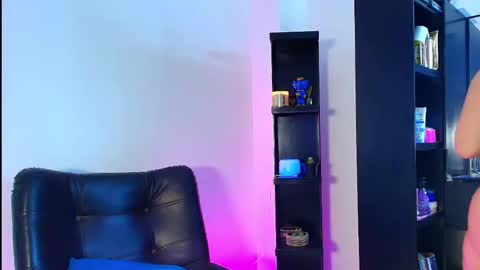 Snapshot of sophie_janner chatting on 03-03-26, 02:50 SOPHIE JANNER online show from 03-03-26, 02:50