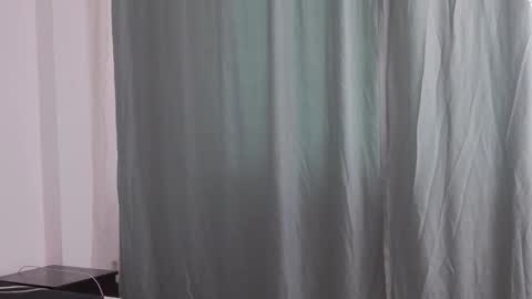 Sophie jeans online show from 10-05-25, 01:42