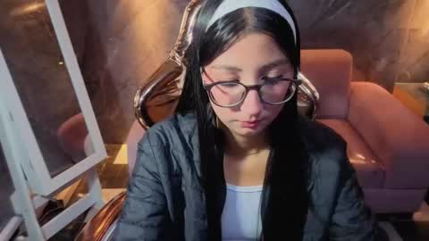 sophie_jones_b online show from 02-03-26, 12:32