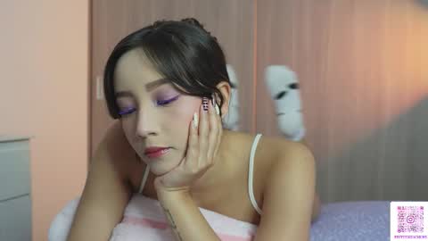 Sophie or Sof online show from 03-08-26, 10:57